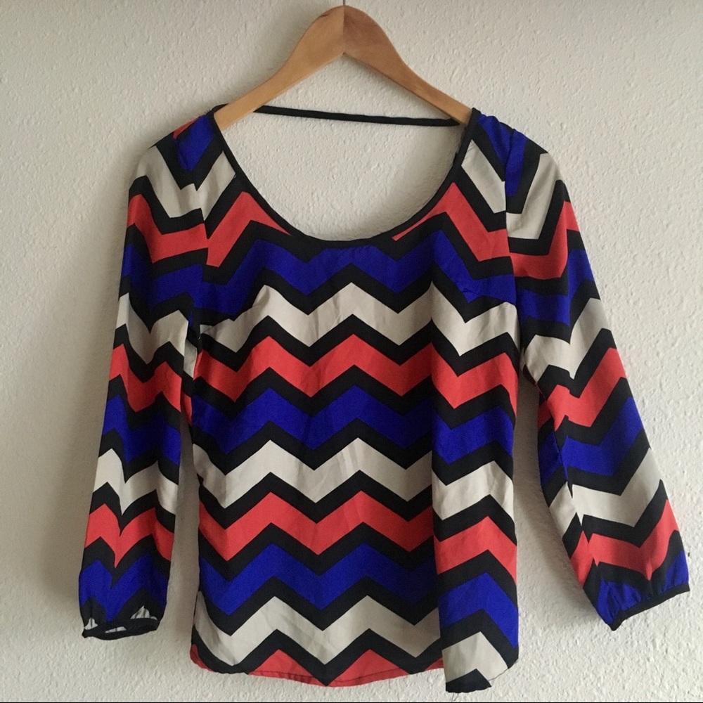 XS Charlotte Russe Chevron Open Back Top